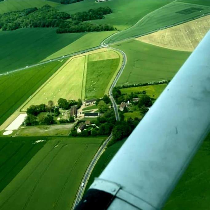 Gite Au Haras D'Agathe Et Ses Princes Les Barils Extérieur photo