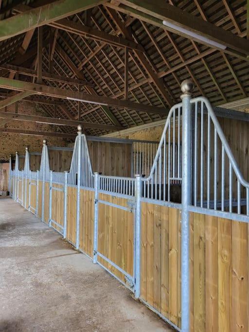 Gite Au Haras D'Agathe Et Ses Princes Les Barils Extérieur photo